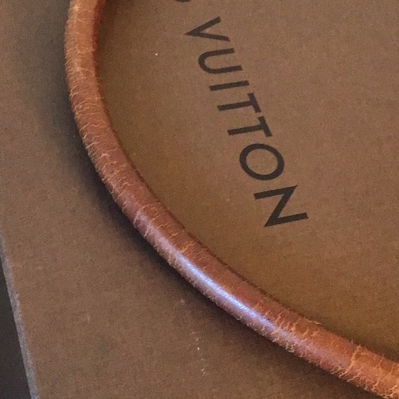 Louis Vuitton GM Looping Bag - Picture 13 of 16